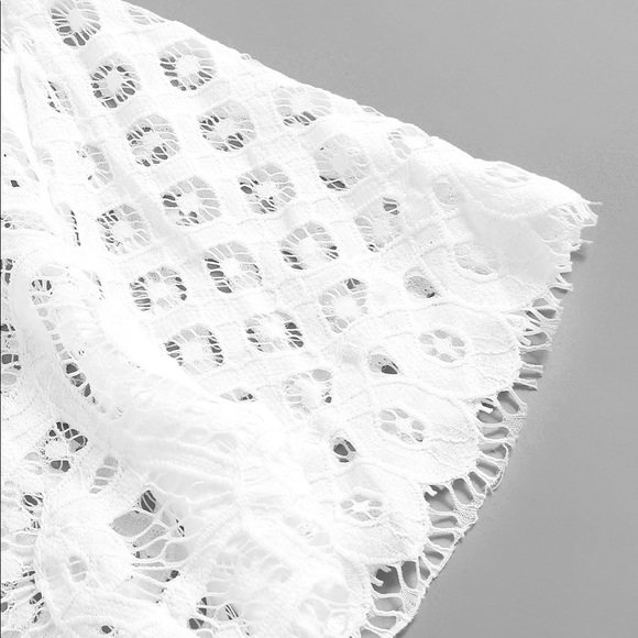 Tie front lace top white - Picture 4 of 4